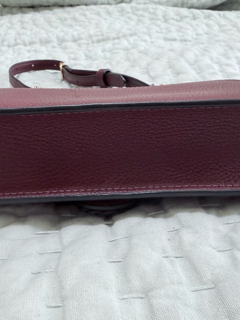 Coach Tabby Chain Crossbody Clutch Braided WINE Pebble Leather CJ863 - Picture 3 of 6